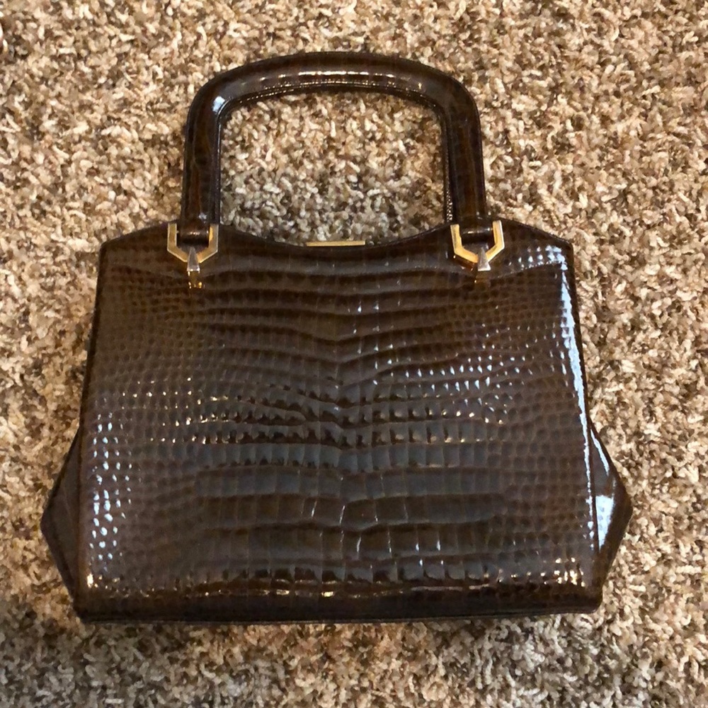 Tortoise brown purse with coin purse and mirror